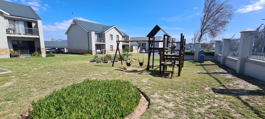 To Let 2 Bedroom Property for Rent in Burgundy Estate Western Cape